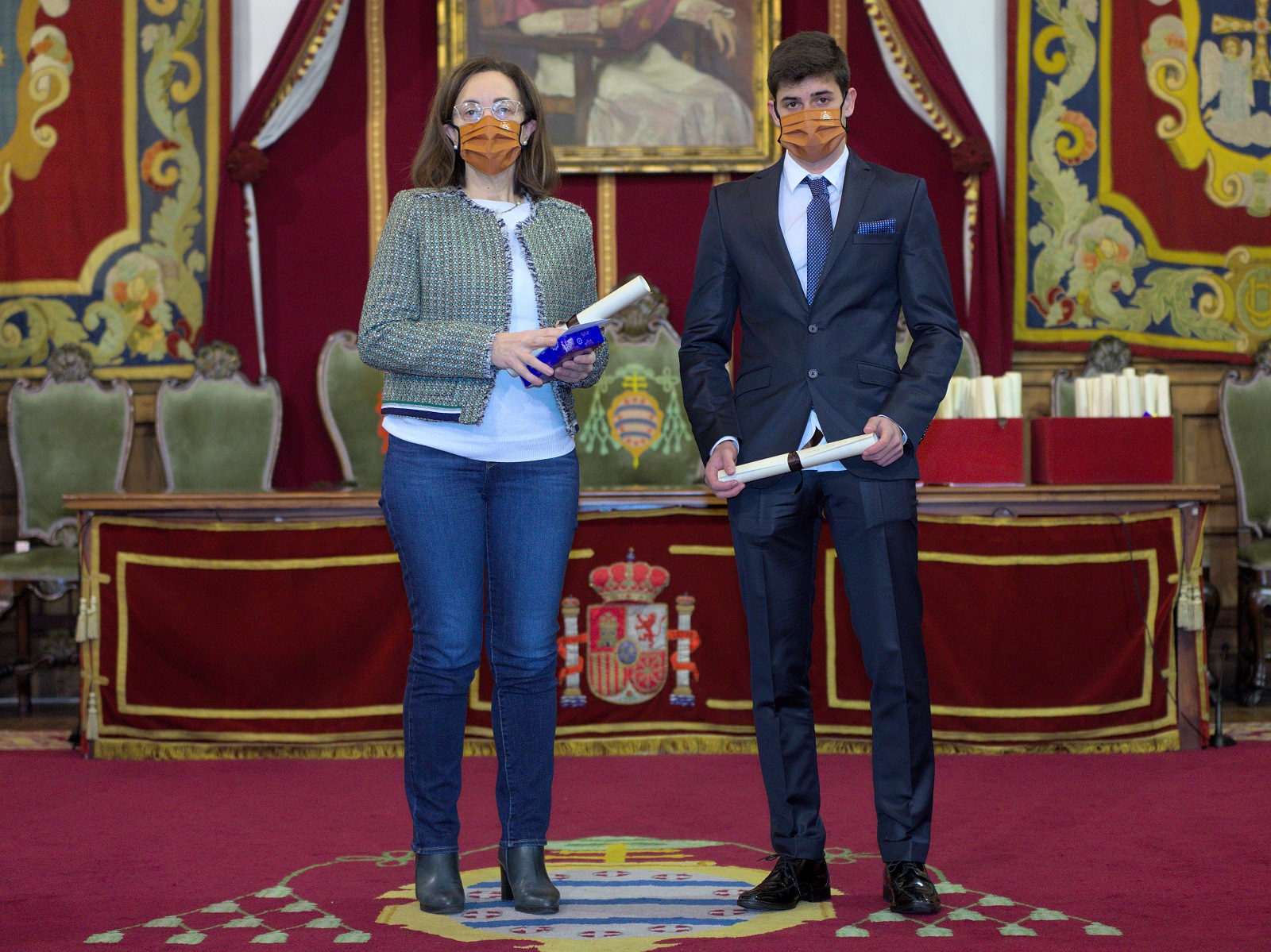 El alumno Enrique Amieva García recibió en enero el premio fin de grado en Ingeniería Química Industrial que patrocina la Cátedra COGERSA de Economía Circular