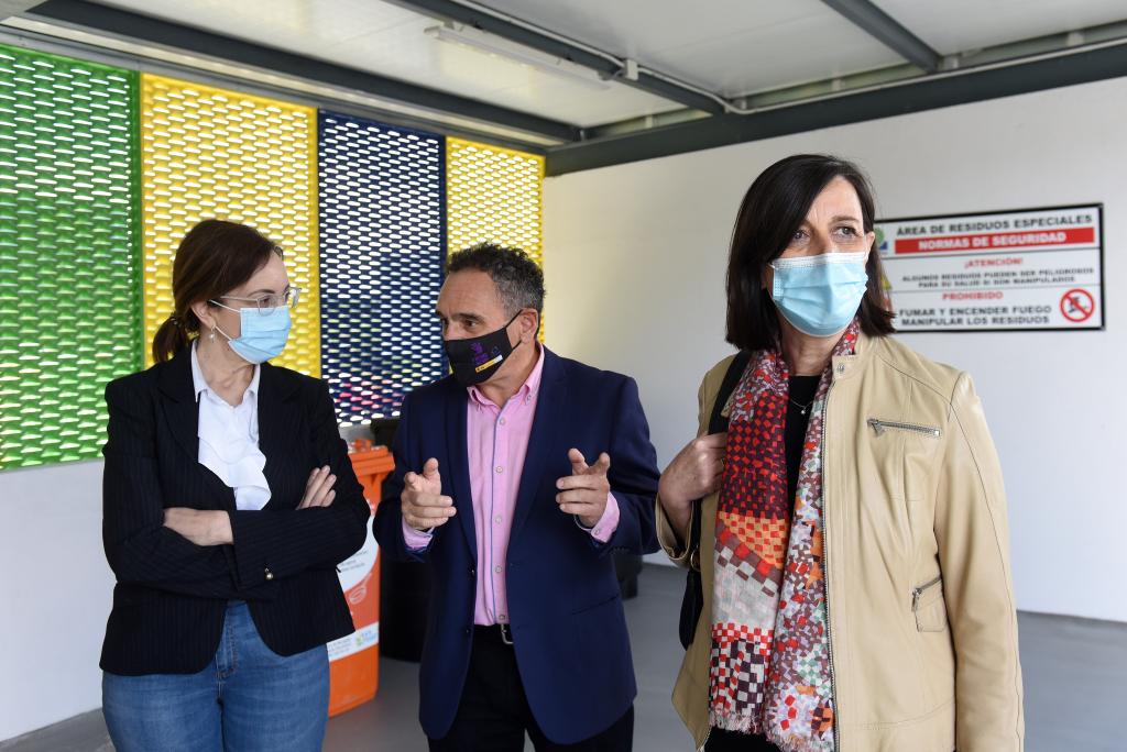 Inauguración del Punto Limpio de Nava, ubicado en el Parque Empresarial de la Sidra